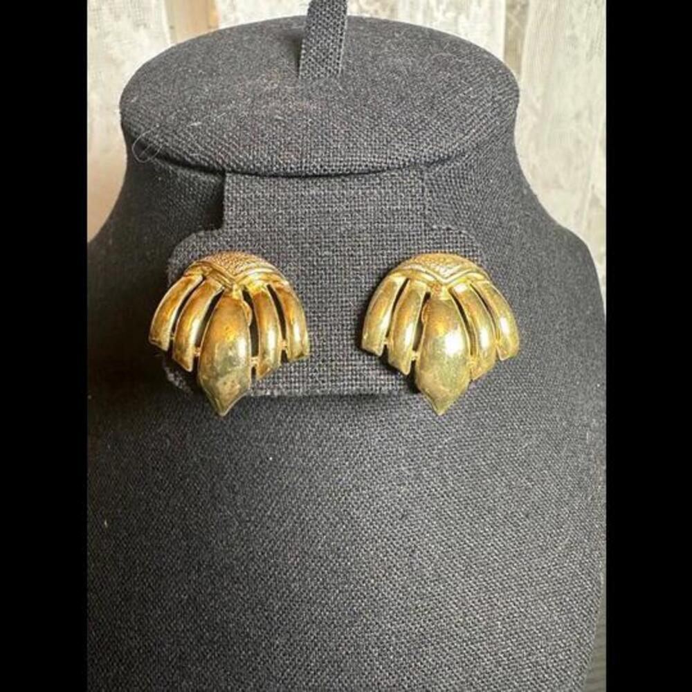 Vintage Gold-Tone Art Deco Clip-On Earrings
